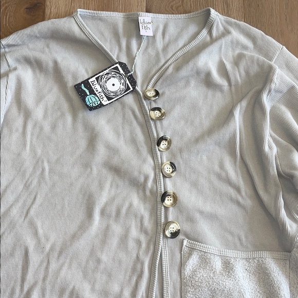 New nwt Blue Fish Light Gray embodiment cardigan patched size 2 hand made in USA - Picture 3 of 8